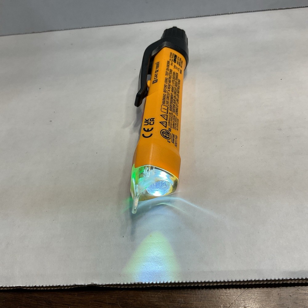 Klein Tools NCVT-3P Voltage Tester Plus Flashlight Waterproof