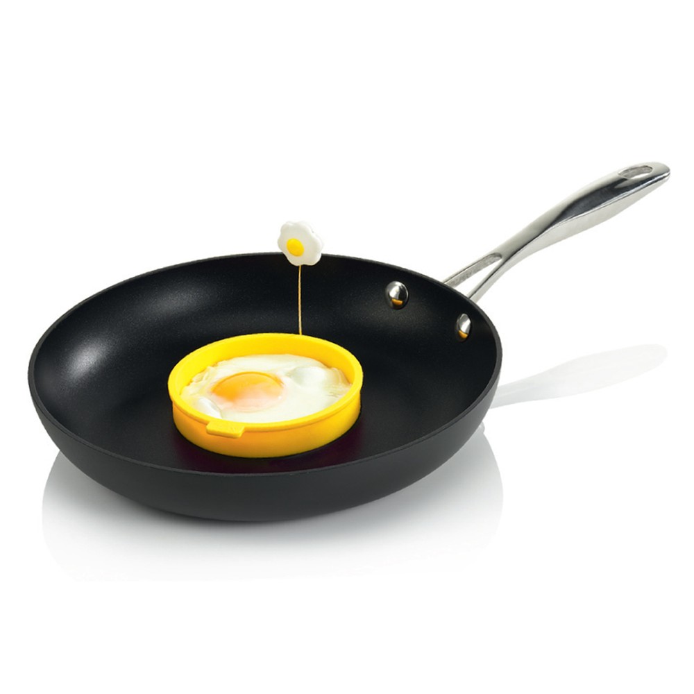 Zeal Perfect Eggs - Silicone Egg / Pancake Ring with Handle