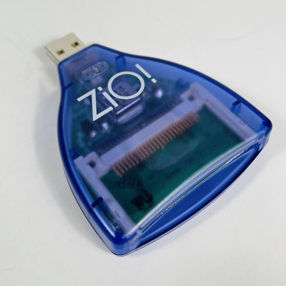 ZiO! CompactFlash (SmartMedia) Card Reader/Writer for Mac OS, Windows 98 & 2000