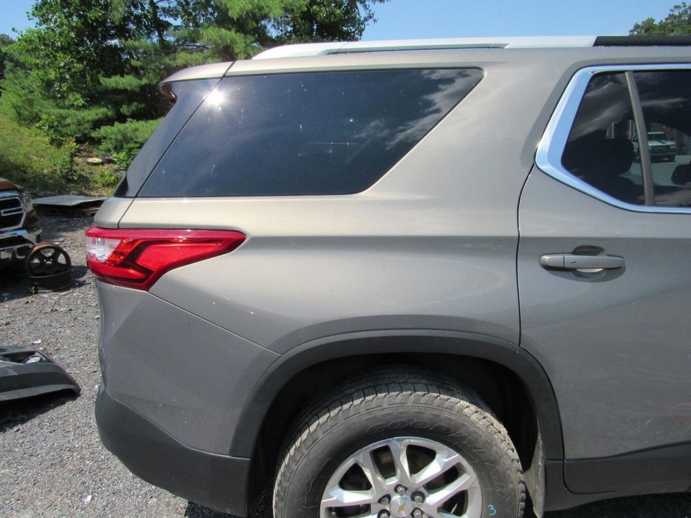 TRAVERSE 2018 Glove Box 1059611