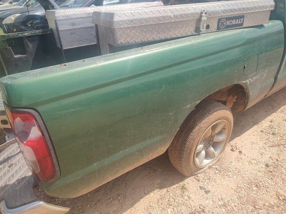 FRONTIER 1999 Fuse Box Cabin 6702