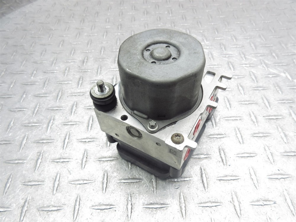 2011 09-11 BMW S1000RR Abs Brake Pump Module Control