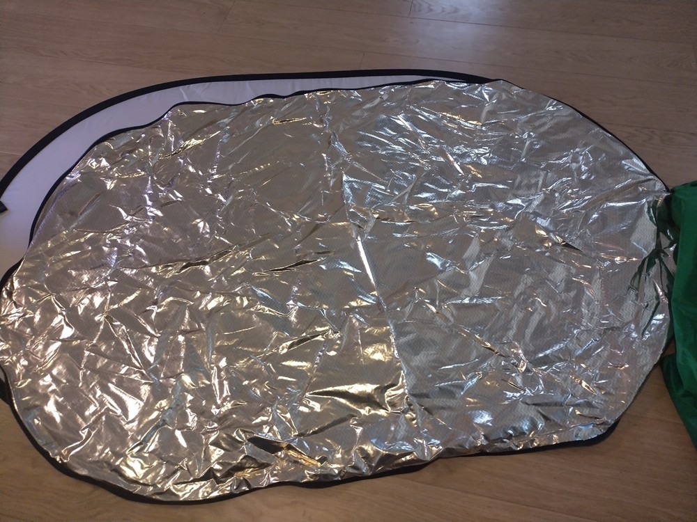 100 x 150cm 7-in-1 reflector/diffuser kit.