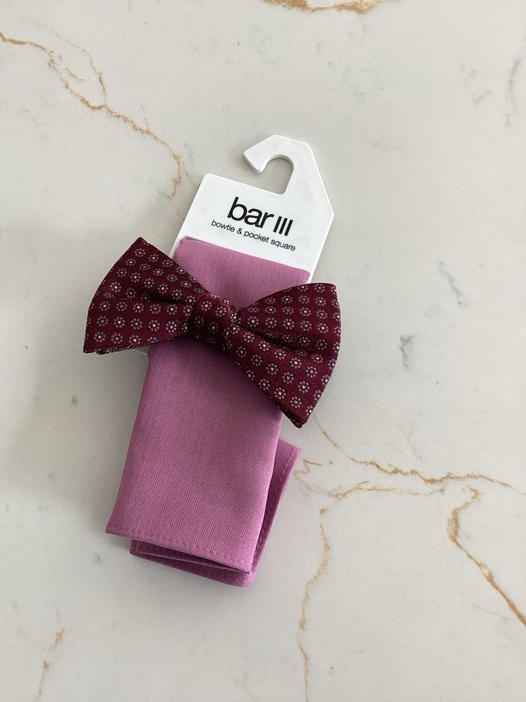 Bar III Men's Sondley Bow Tie & Solid Pocket Square Set NWT