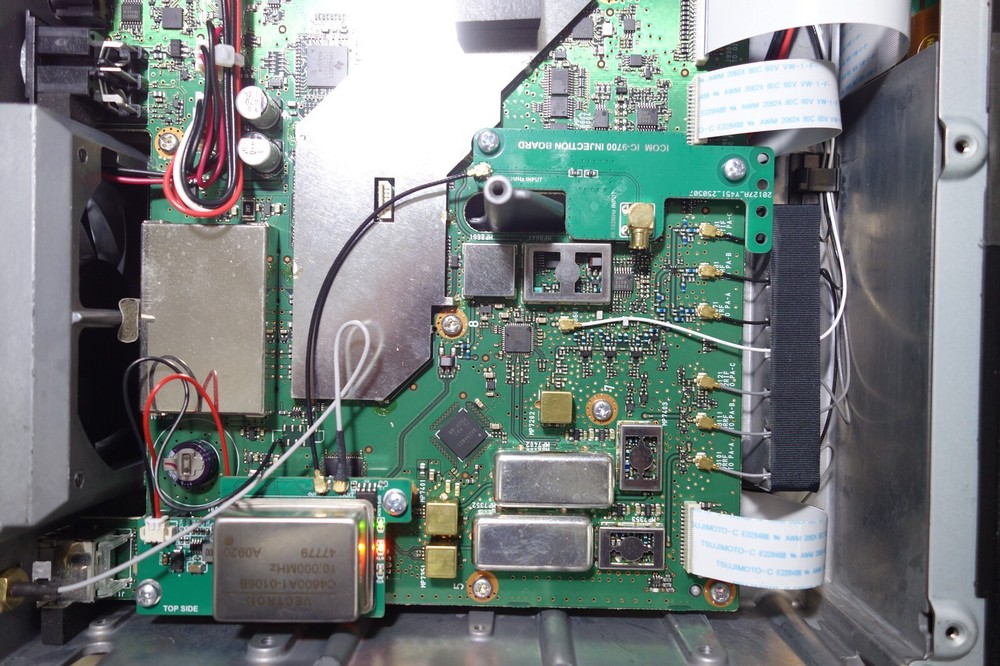 ICOM IC-9700 GPSDO injection board