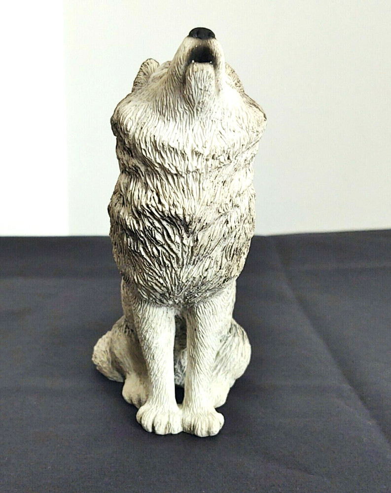 VTG GREY HOWLING WOLF FIGURINE SANDICAST