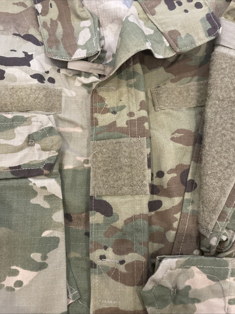 US Army Coat Combat Size: Medium-Long