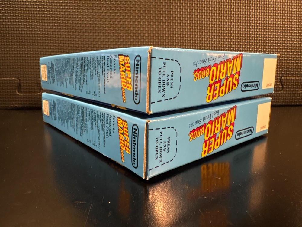 Super Mario Bros fruit snacks - 2 empty custom design display boxes