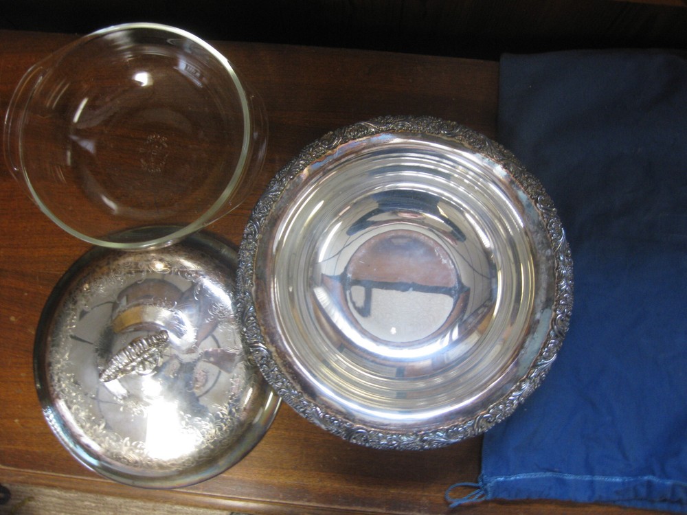 Vintage Webster Wilcox Silverplate Lidded Server W 2 qt. Pyrex inset casserole
