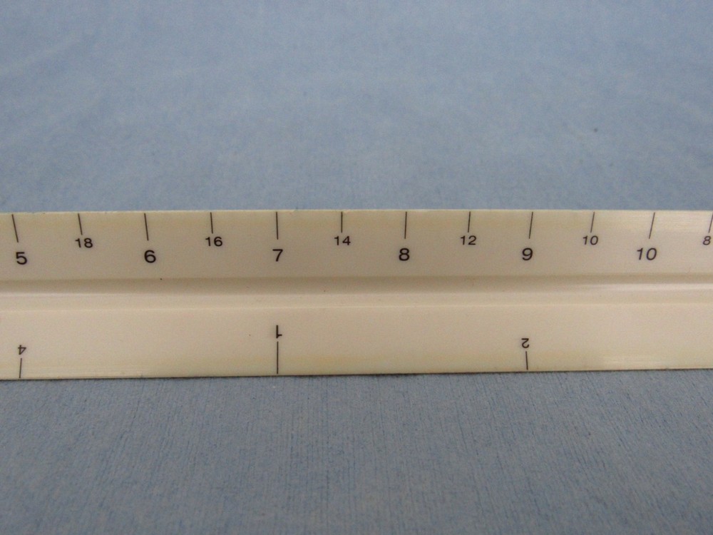 Staedtler 987 19-31 Triangular 12" Architect Scale