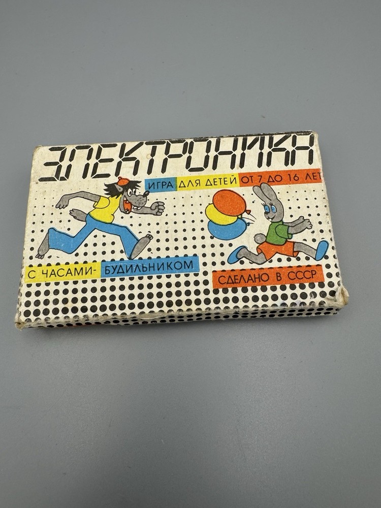 Electronics 24-01 Mickey Mouse (1984) Soviet LCD Game
