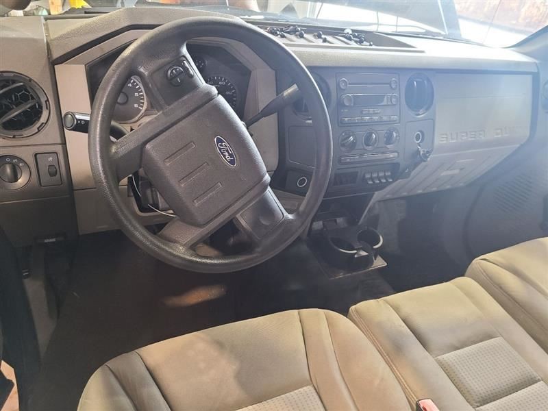 F350SD 2008 Accessory Holders 591716