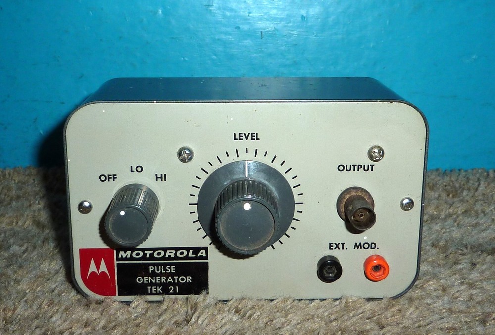 Motorola TEK-21 Pulse Generator