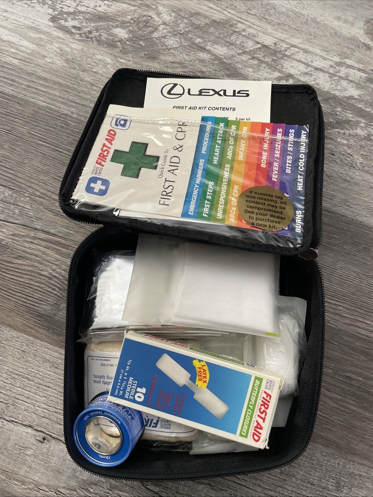 Lexus Genuine Emergency FIRST AID KIT Orig. Case