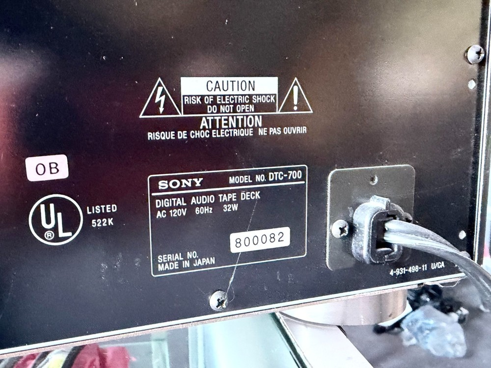 SONY DTC-700 Digital Audio Tape Deck