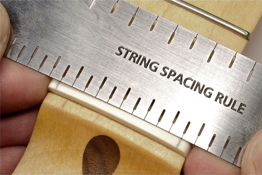 String Spacing Rule - Nut and Bridge string layout tool