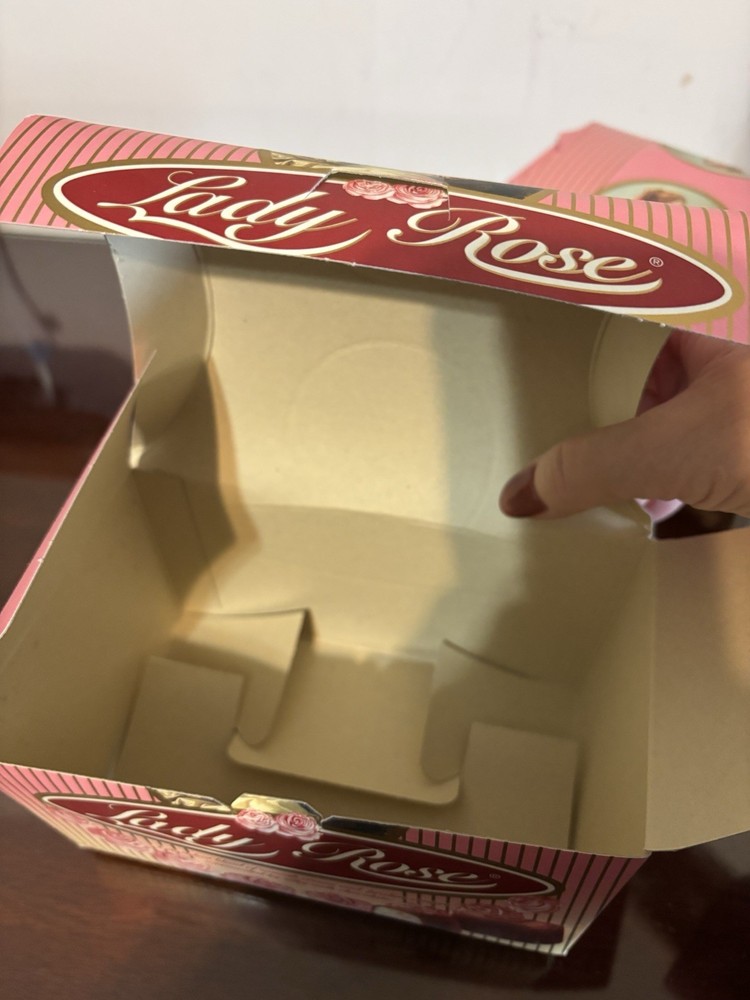 Vintage Candy Boxes 2 Lady Rose and 4 Chocolate Cherish Boxes Empty