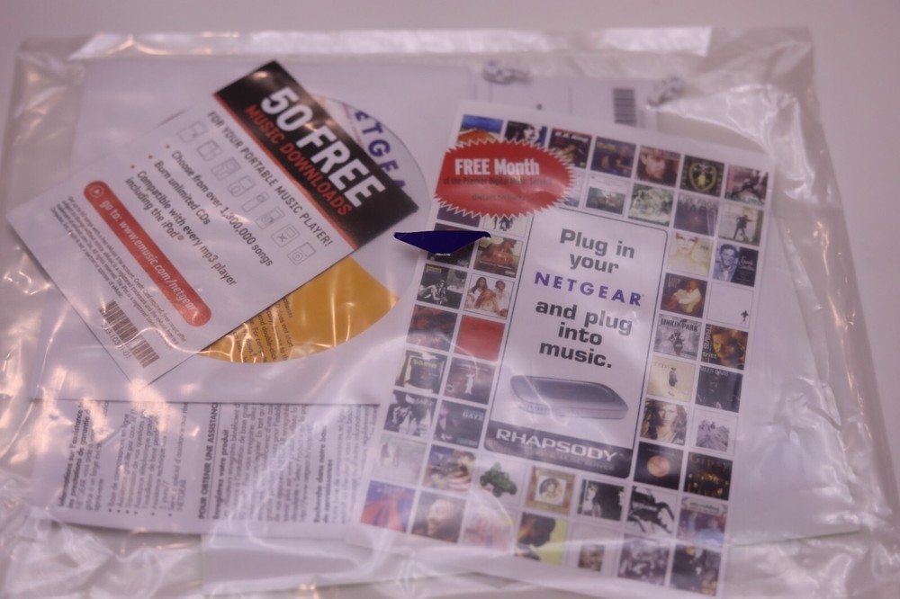 Netgear RangeMax Wireless Router WPN824