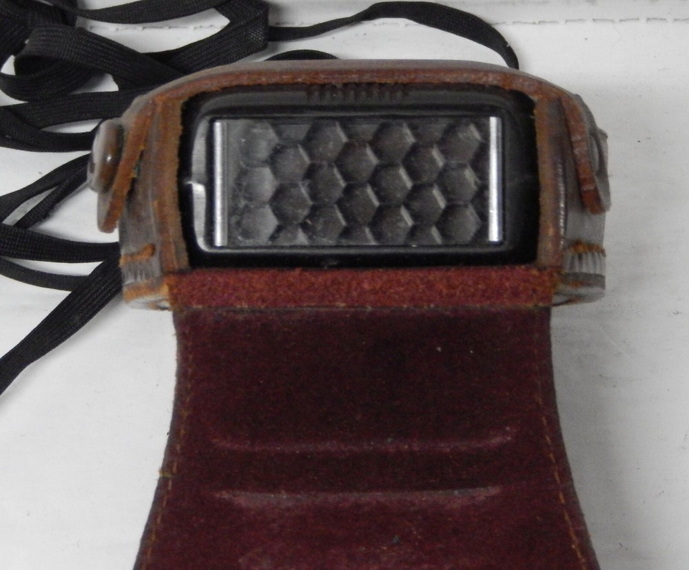 DeJur-Amsco Vintage Light Meter Bakelite & Case Camera Model 40