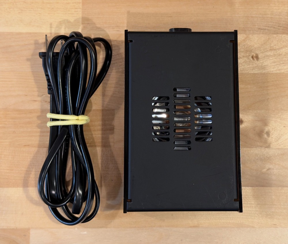 IsoTek Blue Horizon Mains Noise Analyzer