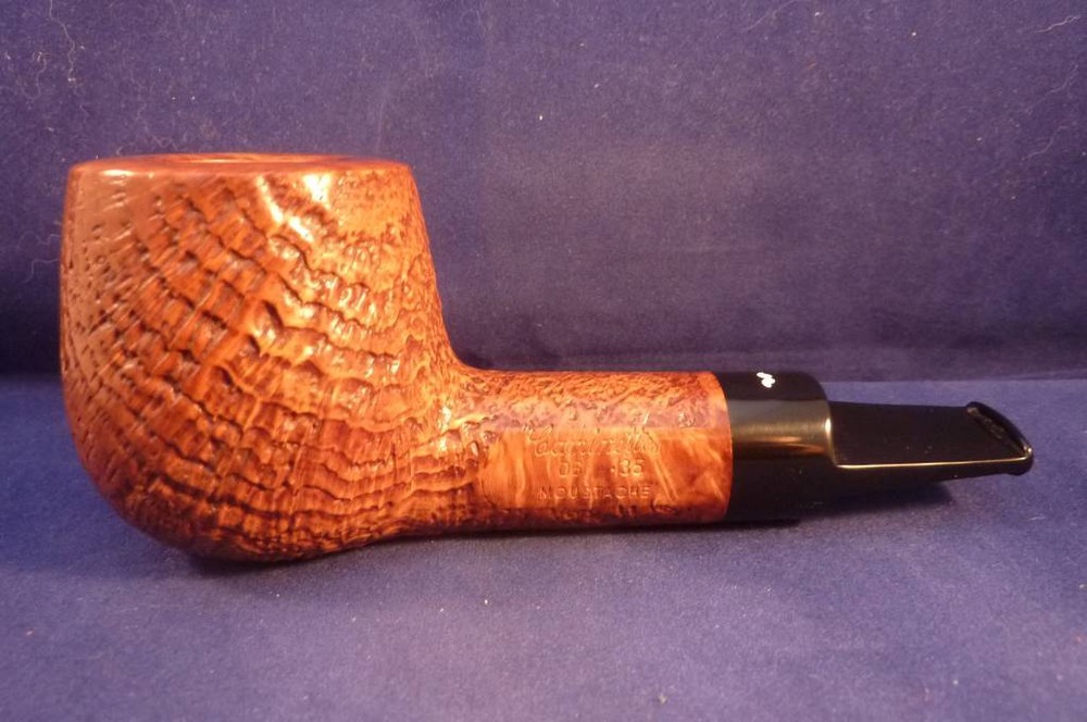Pipe Caminetto (06) Sandblasted Moustache