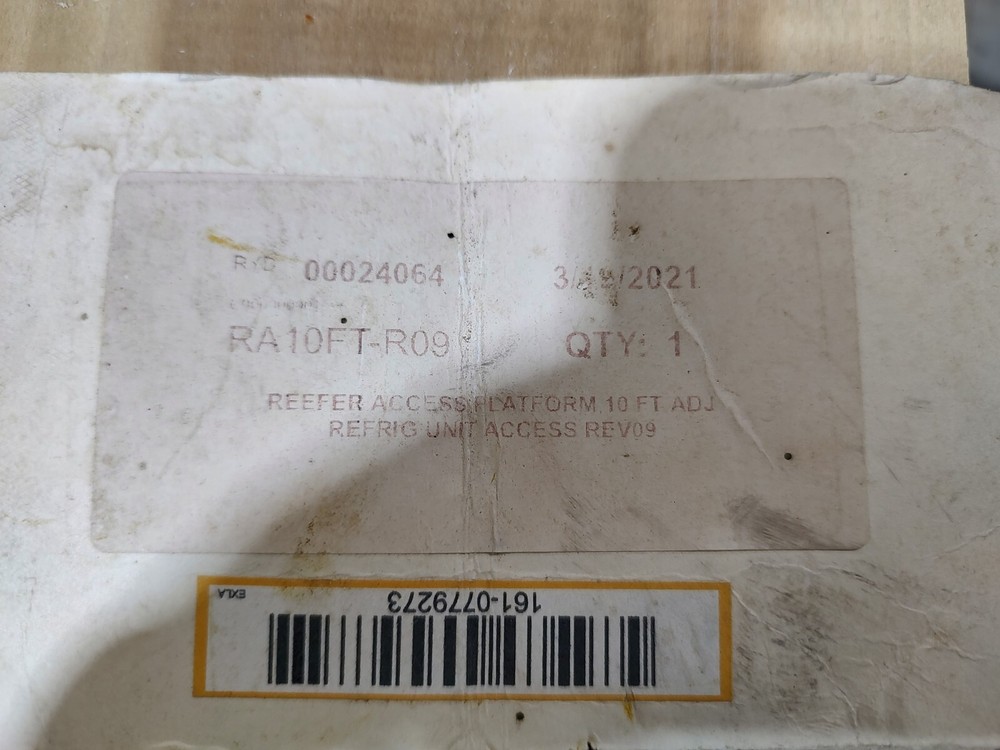 Tri-Arc RA10FT-R09 Reefer Access Platform On Casters