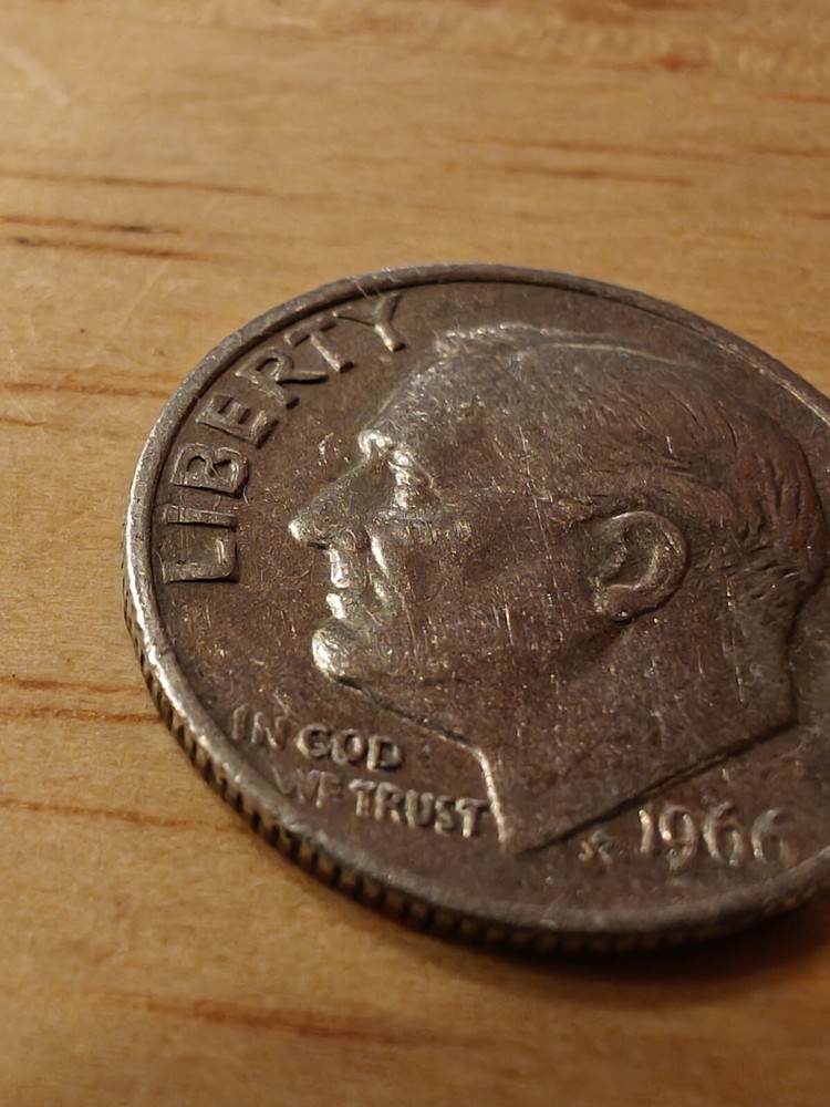 1966 Roosevelt Dime • No Mint Mark. Error On WE