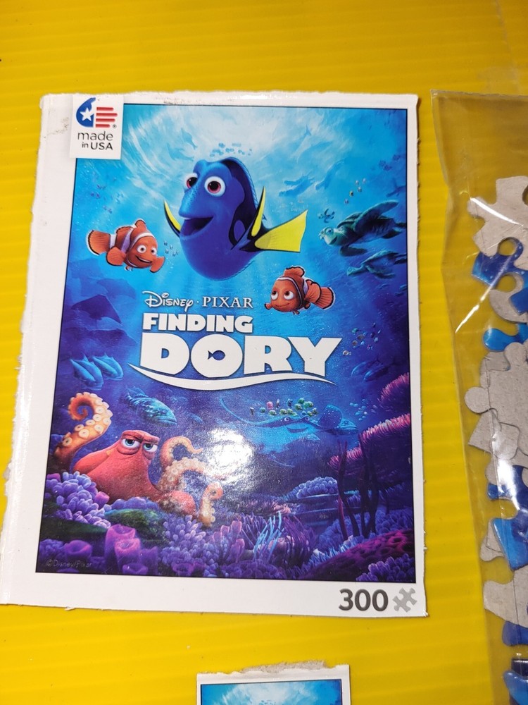 Disney Pixar Finding Dory BOXLESS 300 Piece Puzzle