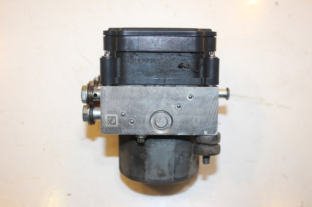 2016 Harley Davidson FLHTCU Electra Glide Abs Pump Unit Module 41100013A