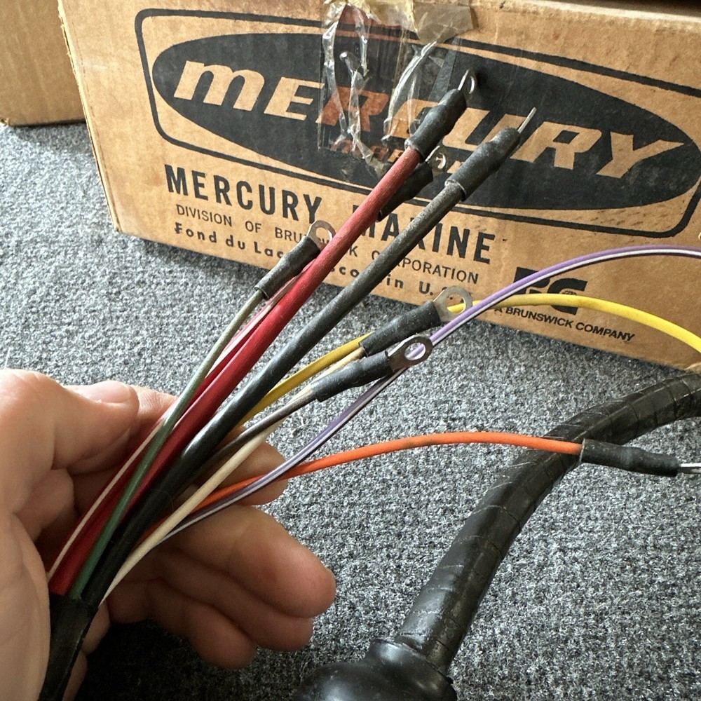 NOS OEM 84-61705A1 Mercury Engine Wiring Harness Inline 6