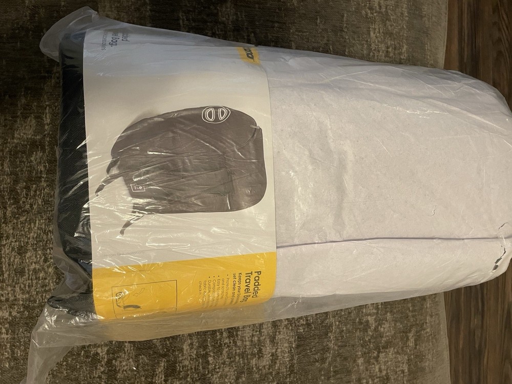 DOONA PADDED TRAVEL BAG