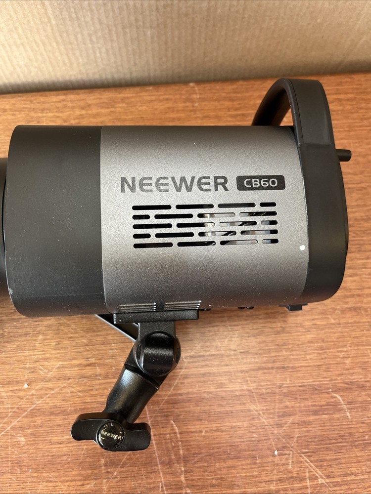 NEEWER CB60 LED Video Light
