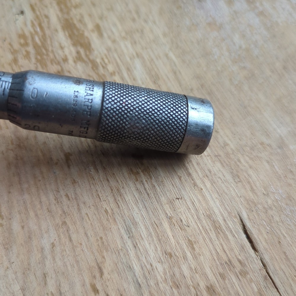 Brown & Sharpe # 13 Micrometer Locking