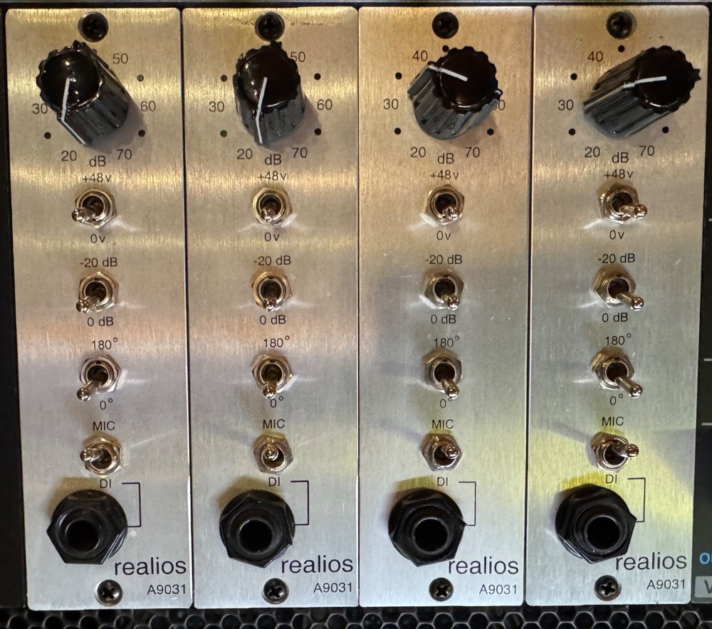 Realios A9031 500 series microphone preamplifier,