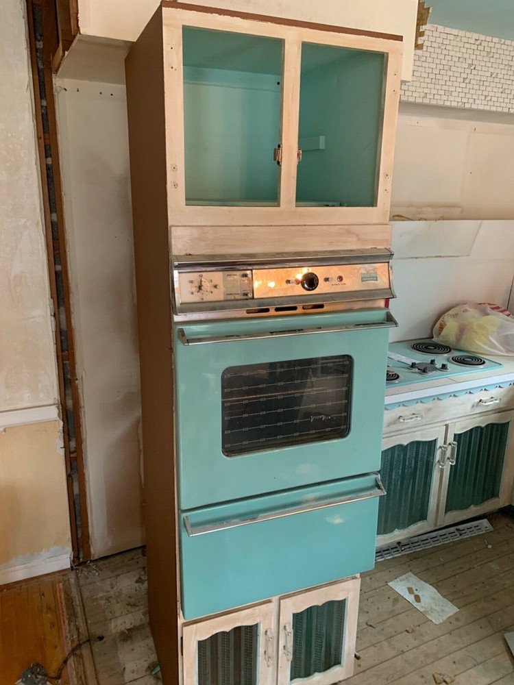 vintage wall oven & cooktop