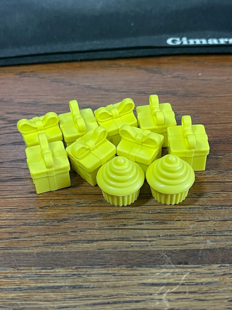 Monopoly Junior Party - Replacement Yellow Pieces