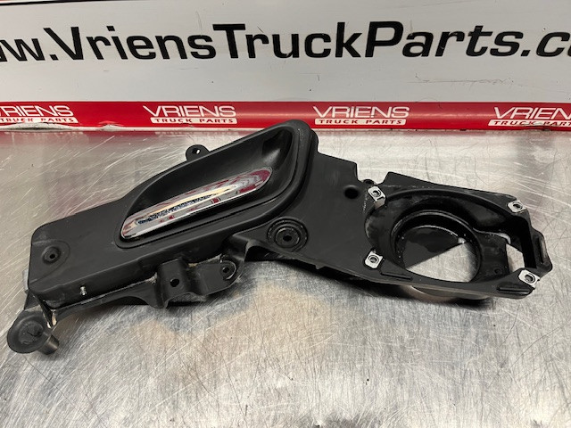 PETERBILT PETERBILT HANDLE-INSIDE RELEASE LH S56-6063 S56-1074