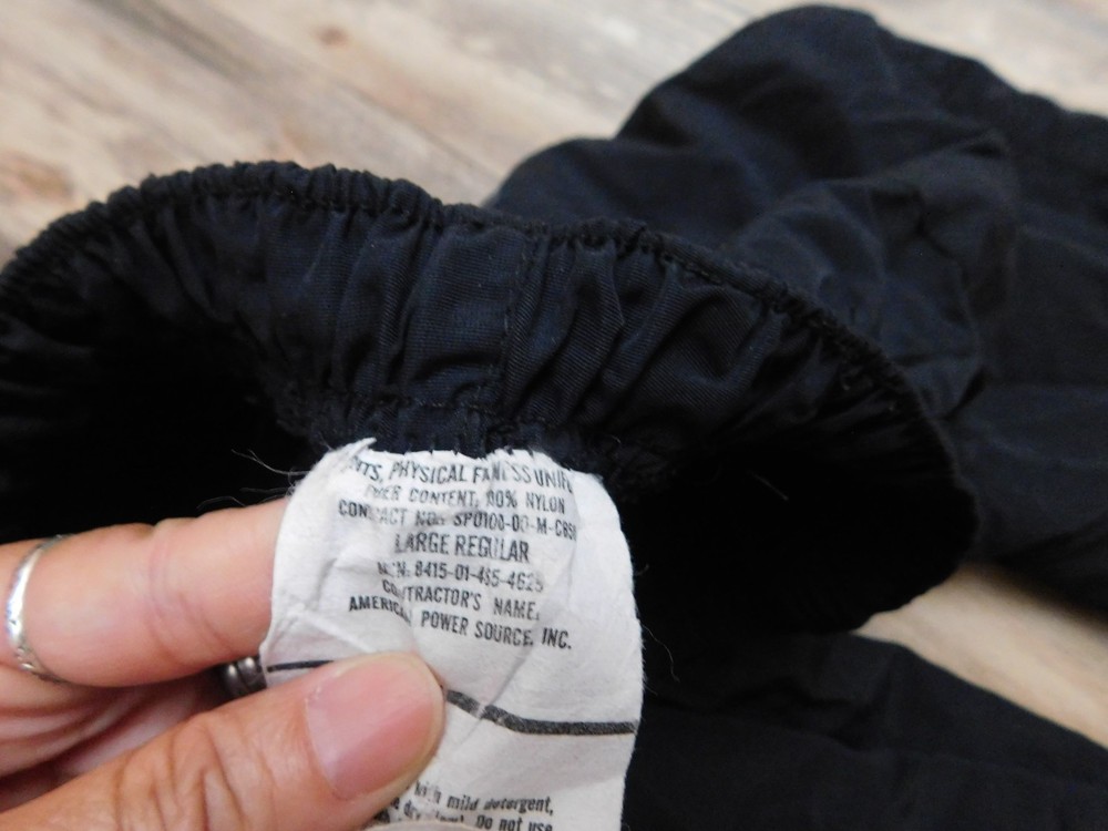 US ARMY IPFU PANTS SIZE LARGE - REG