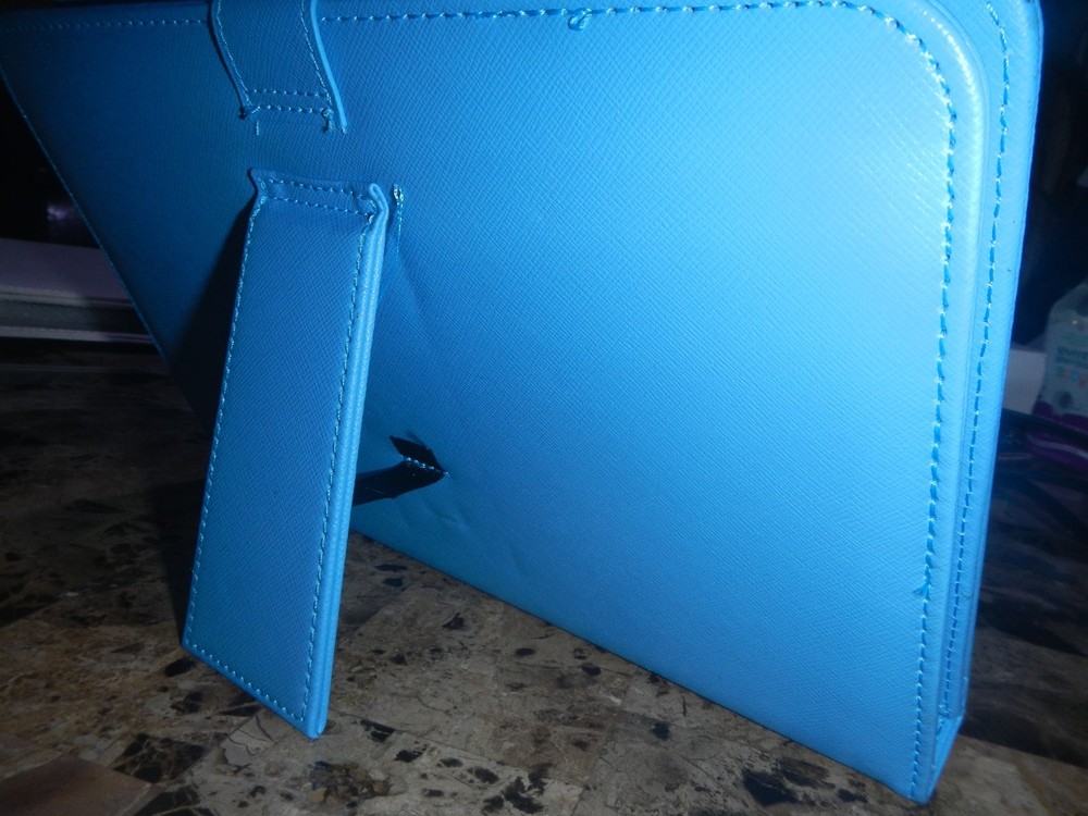 Digital2 9" Micro USB Keyboard case for Android tablets w/keyboard, adjustable u