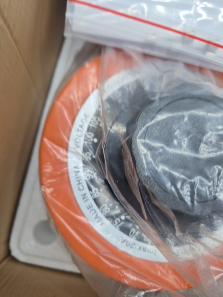 2000VA Variable Voltage Transformer 20A 0-130V AC Voltage Regulator