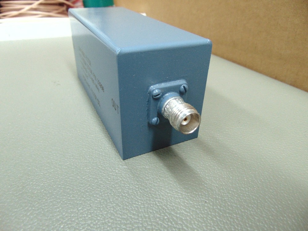 NOS Microwave Filter Co. 400 MHz Low Pass Filter 3399B