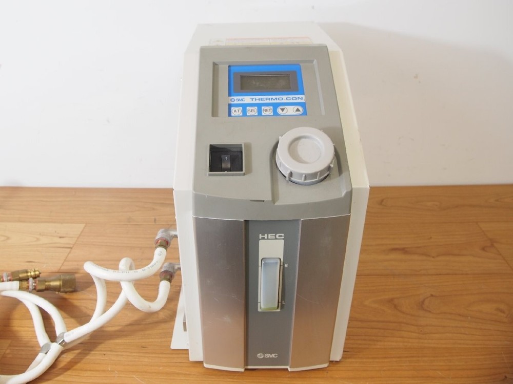 SMC HEC002-A5B-X101 Peltier-type Circulating Liquid Temperature Controller