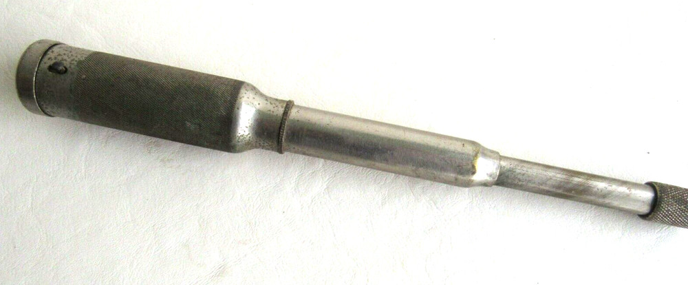 Vintage WARDS MASTER Ratchet Push Drill, no bits. 10" Long.