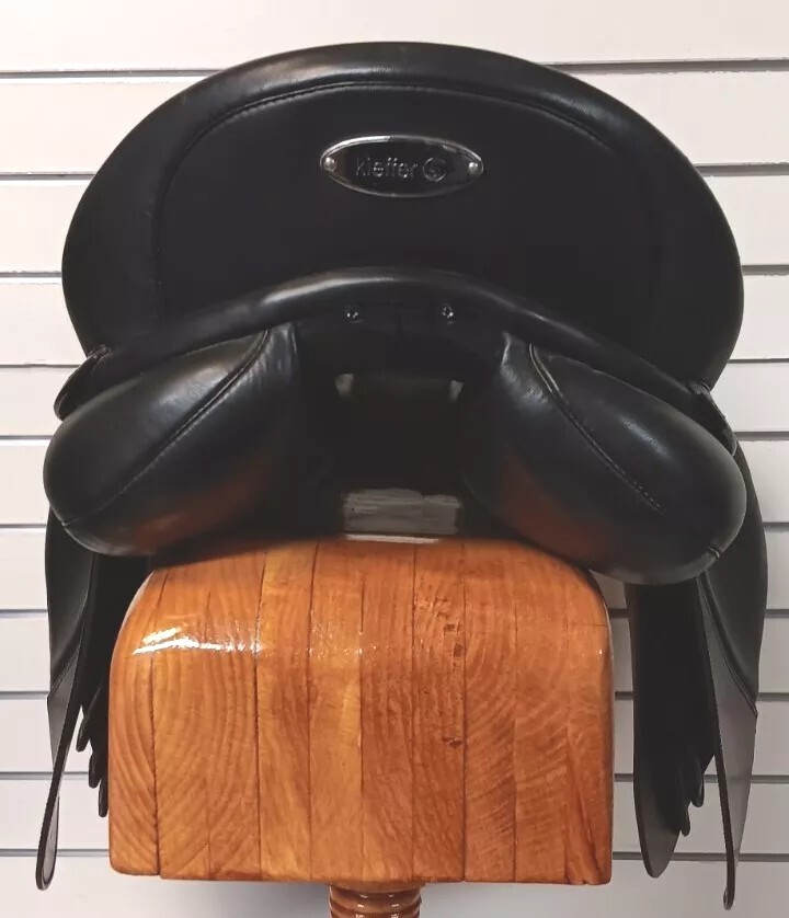 Kieffer Aachen 17" Jump Saddle Black