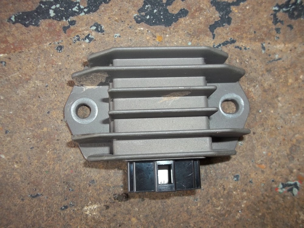Honda NSC50 nsc 50 Vision 2014 regulator rectifier (ref2)