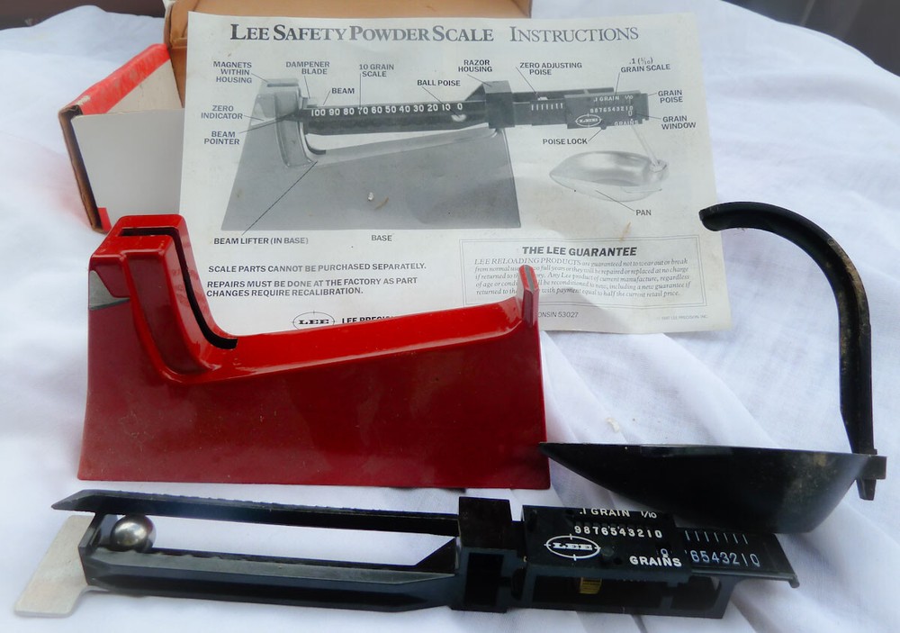 Lee Safety Powder Scale 90681 100 Grain Capacity
