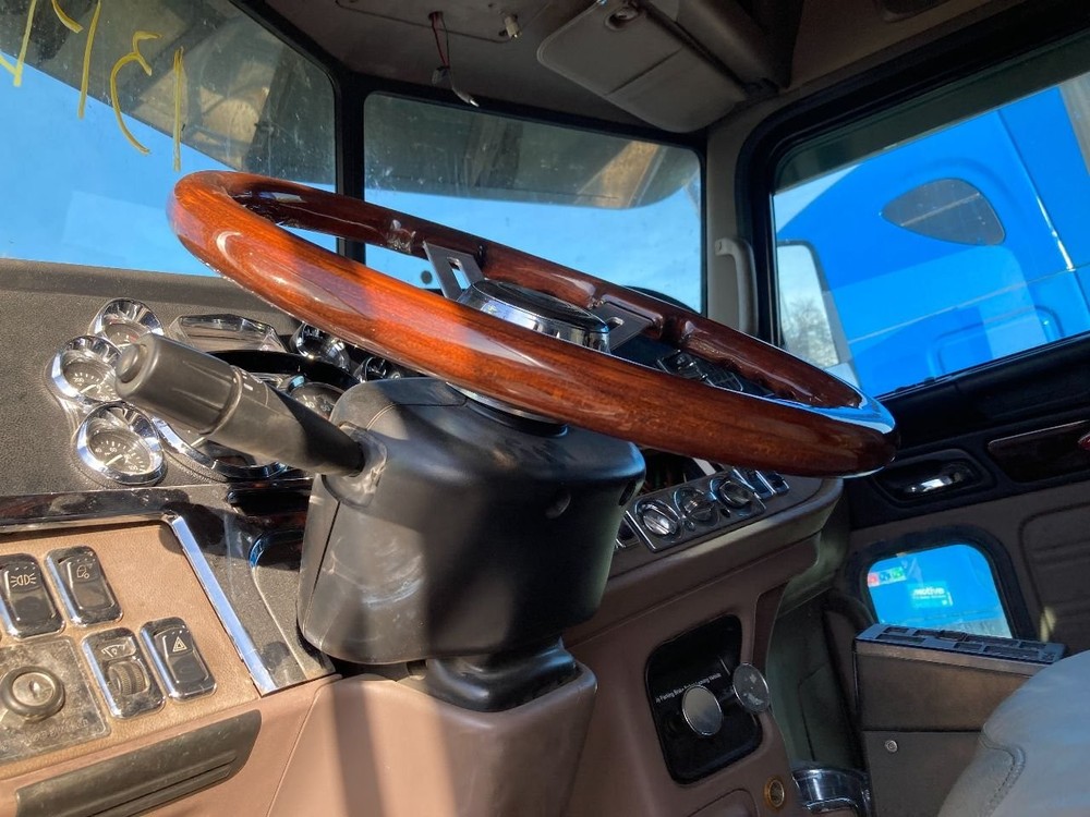 Peterbilt 386 Left/Driver Steering Column - Used
