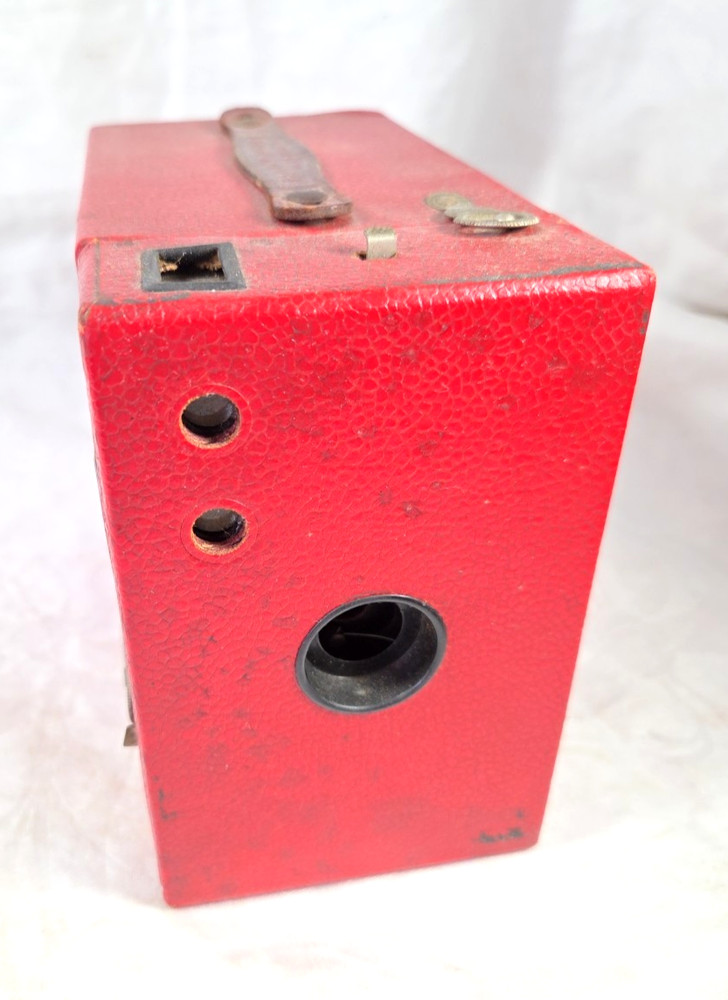 Vtg. Kodak Hawkeye "Rainbow" 2A Model B Box Camera - RED