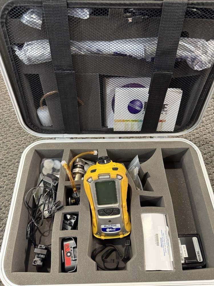 Rae MultiRae Lite PGM6208 Multi Gas Tester Bundle