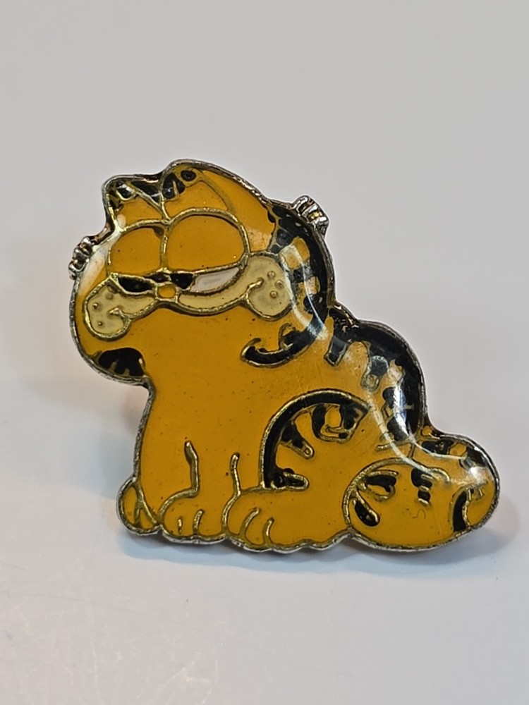 Garfield Orange Cartoon Cat Lapel Pin